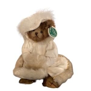 Vintage The Bearington Victorian Bear